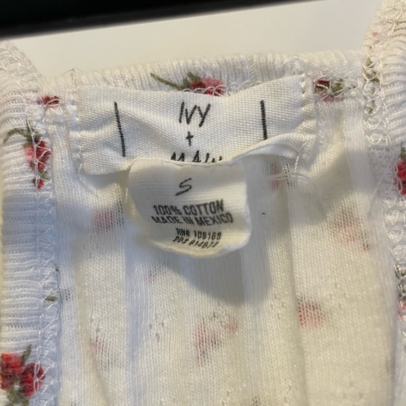 Crop tank - Picture 2 of 2